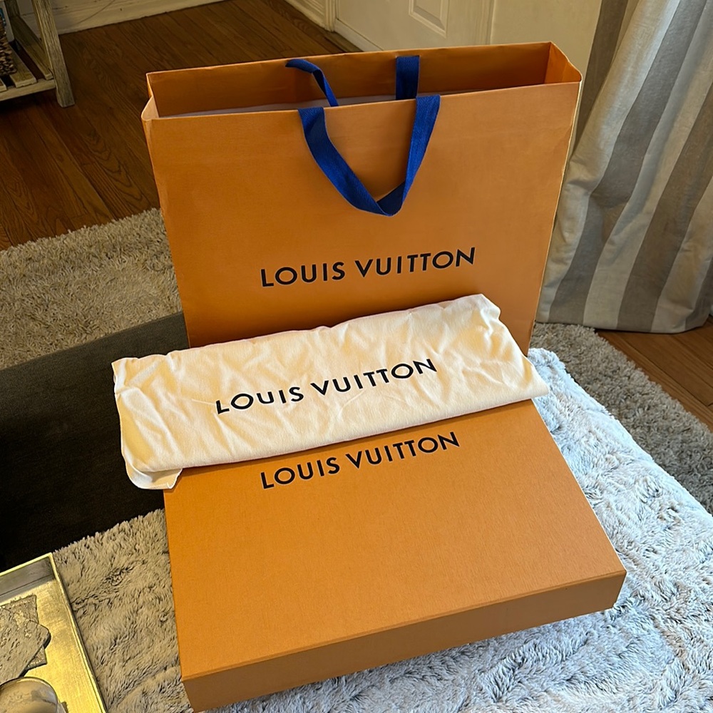 Louis Vuitton box, bag, and dust full for Never Full Louis Vuitton